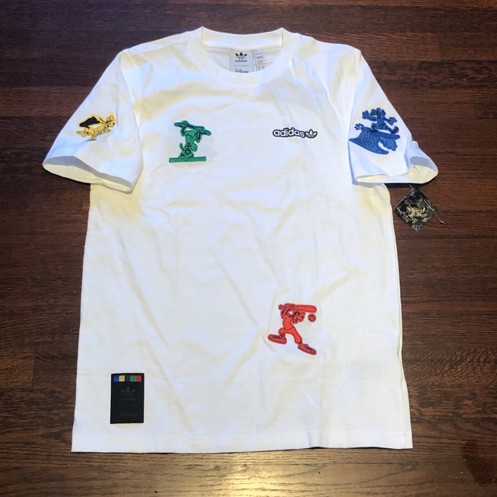 AdidasxDisney Goofy Embroidered Shirt and Pin (S)